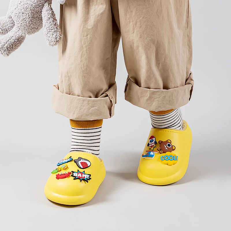 Cheerful Mario 2022 new style Home fluffy Slippers wholesale cute winter kids shoes for girls toefl at home footwear stock