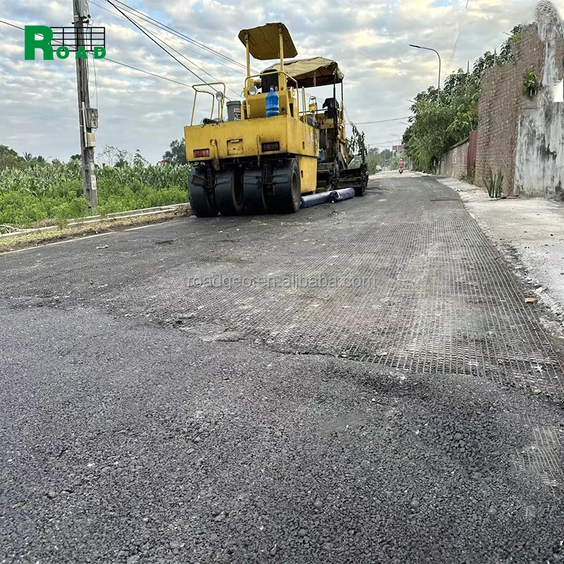Glassfiber  Bitumen Coated Geogrid for Roadbed Railway Repair Fiberglass Geogrid