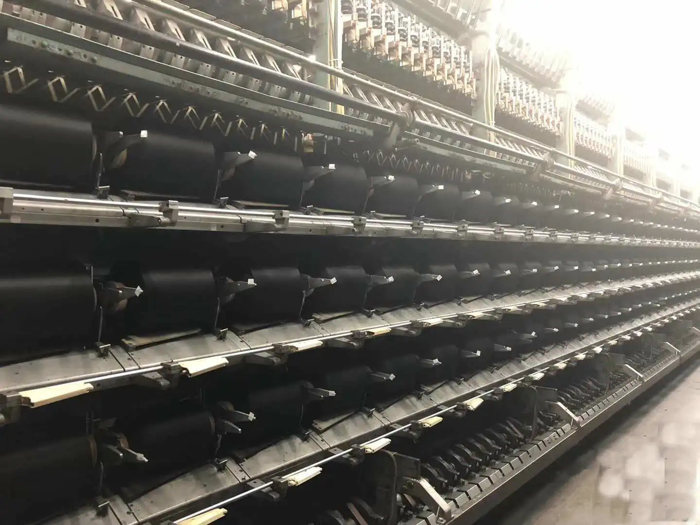 
yarn for knitting DTY 300/96 SD RW HIM AA 