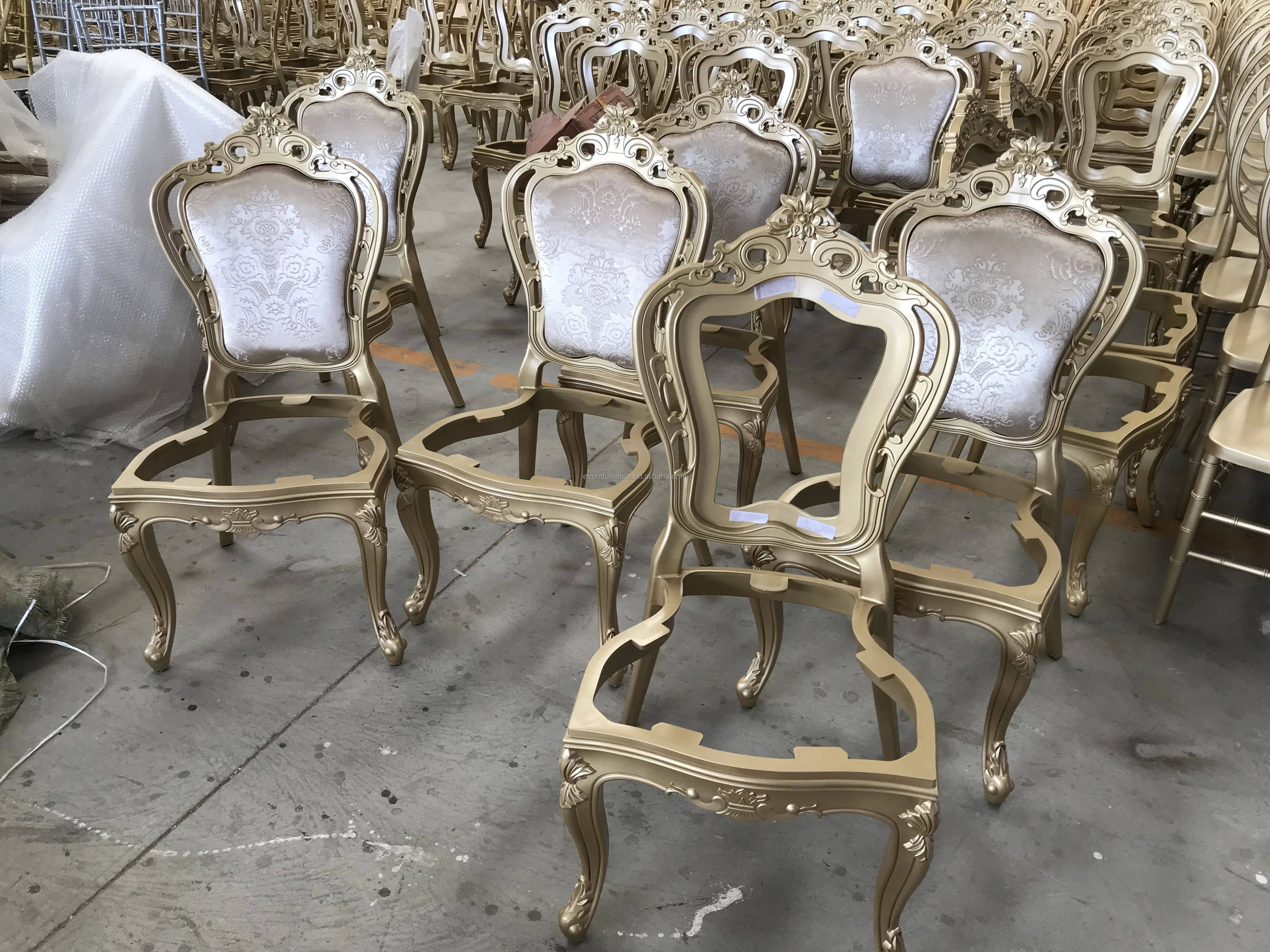 Qingdao Eventfur Wholesale new design royal louis resin stackable party chair