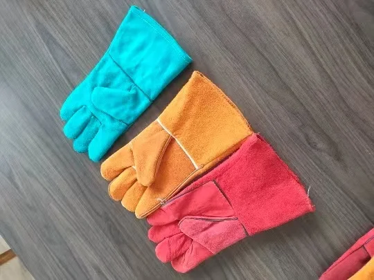 Shuoya низкая цена длинные и короткие сварочные перчатки из коровьей кожи овчины