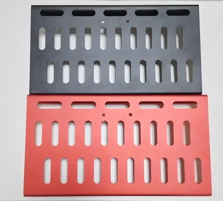 Custom CNC OEM Music instrument mechanicalaluminium Guitar pedal grill panel