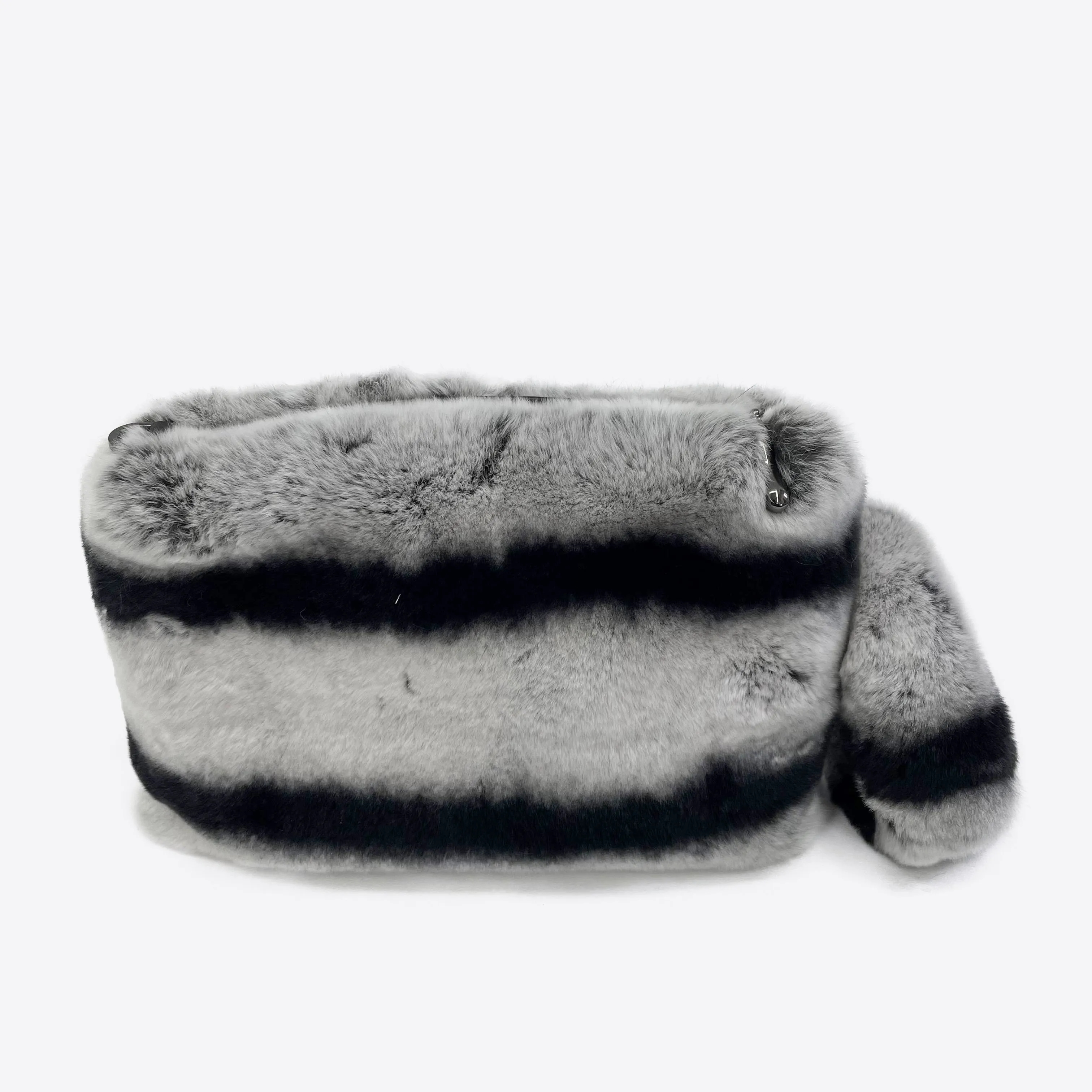 Manufacturers wholesale whole rabbit fur cute tote bag fluffy warm crossbody messenger bag