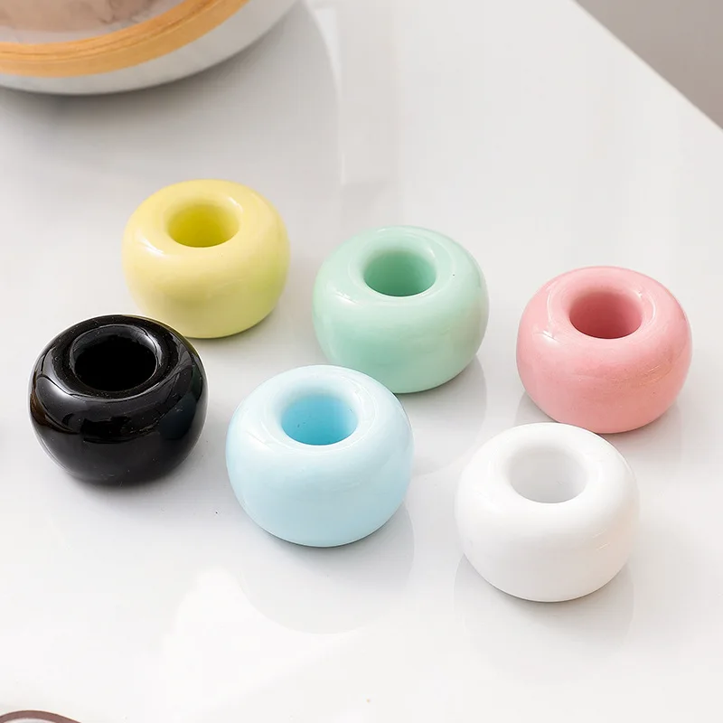 Personality Simple Ceramic Base Nordic Frame Ceramic Family Toothbrush Holder Stand