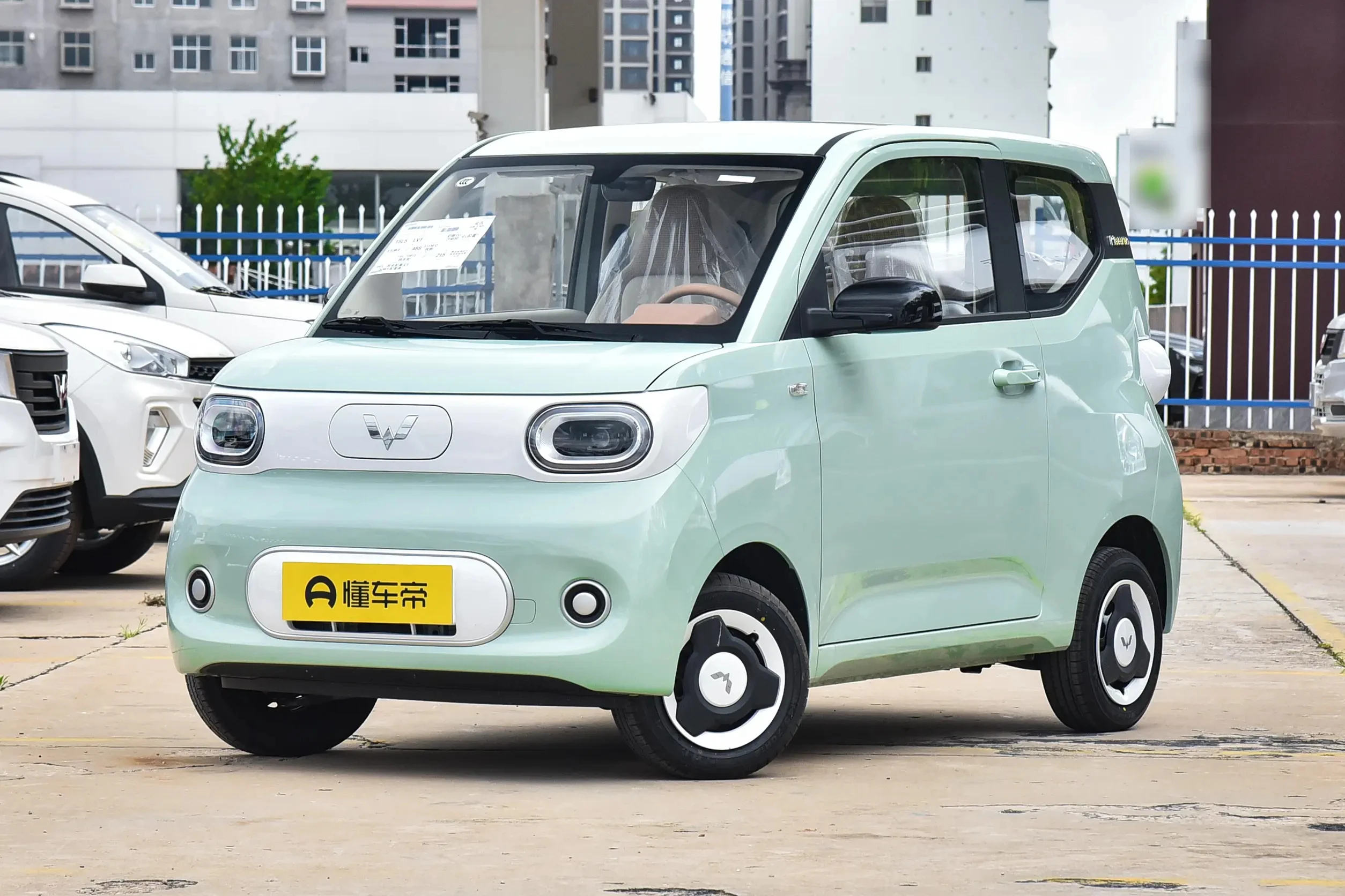 2024  wulingCamry 2.0G Auto New Condition Electric Used Car Taxi Driving Left Steering Automatic Gear Box Directly Stocked China