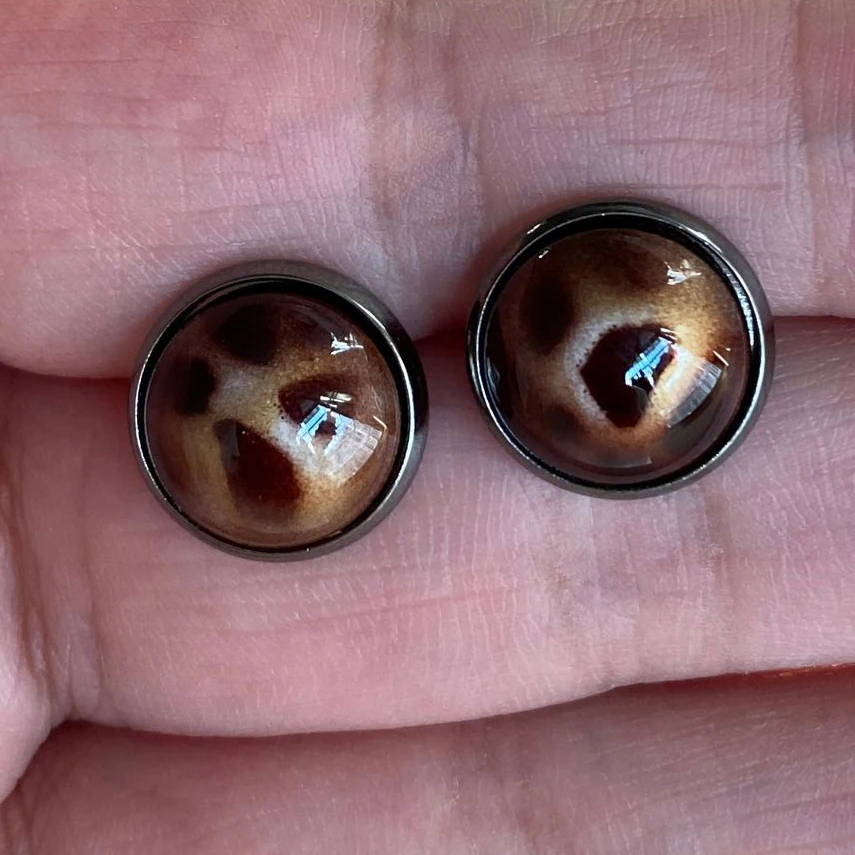 Women fine fashion stud earrings 12 MM Leopard print round resin stones Stud post Earrings  ER0087