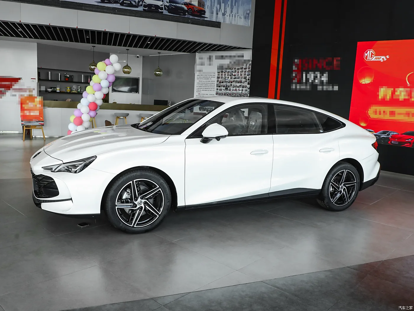 SAIC 2024 новый автомобиль mg7 Гибридный 1 5 t dct бесступенчатая Трансмиссия 5-дверный 5-местный бензиновый Малогабаритный