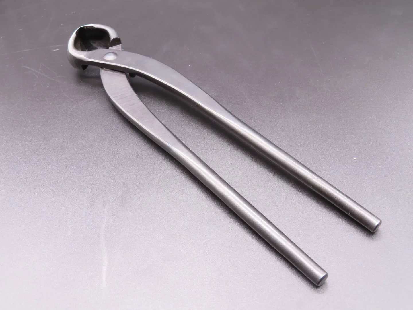 Japanese professional bonsai pruning tools with heat resistance