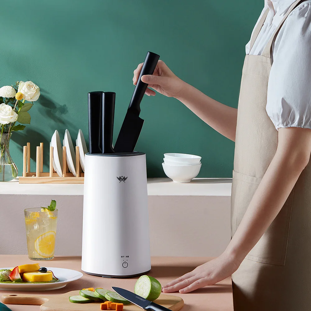 
Family Kitchen Health Care Kitchenware Dried and Sterilization Knife Block Holder Desktop Plastic UV Light Holder Knife Block 
