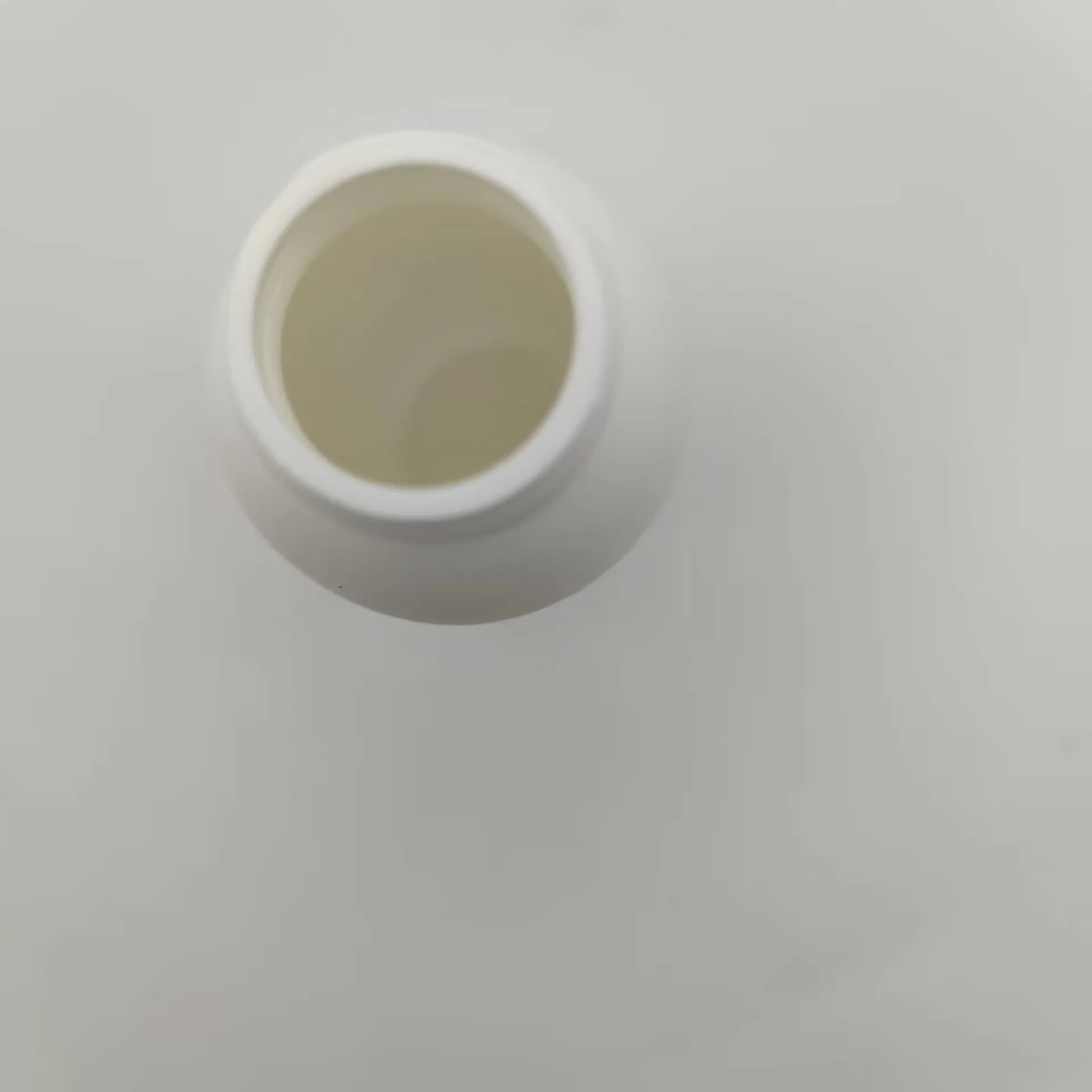 4 oz Cosmo round shape bottles soft touch bottles HDPE plastic bottles for shampoo conditioner