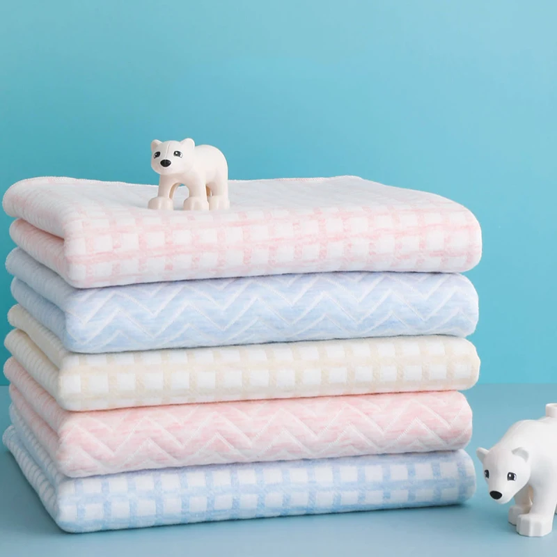 free sample Swaddle  organic cotton reversible baby soft blanket muslin three layers of warm and thick newborn sleep aid blanket