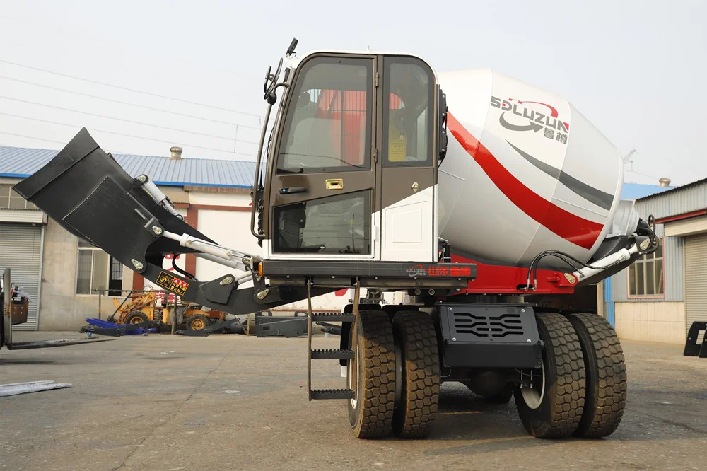 LUZUN 3.5 cubic meters mobile portable self loading cement Concrete Mixer truck  synchronous rotation type