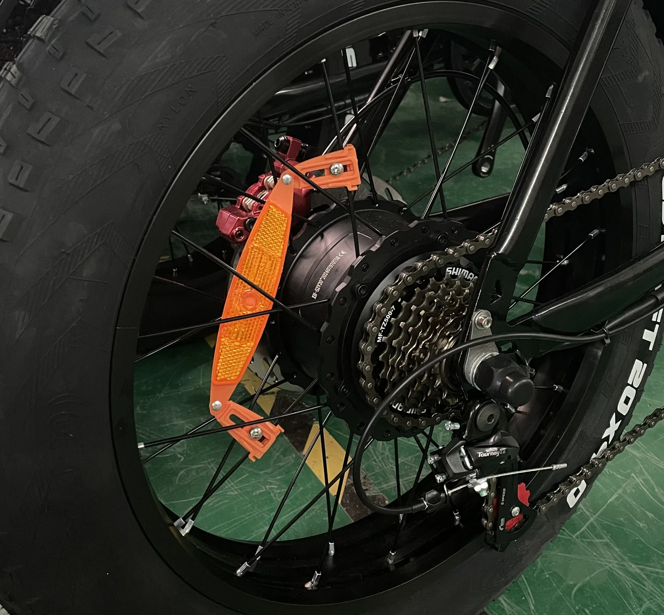 20-Inch 7-Speed MTB Full Suspension Bicycles with Fat Tire Adult Chopper Beach Cruiser Bike Steel Frame Motorcycle Battery