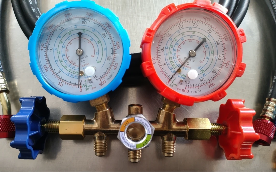 customizable Manifold gauge tools set refrigerant tri-color hoses black charging hoses quick couplers Adapter free combination