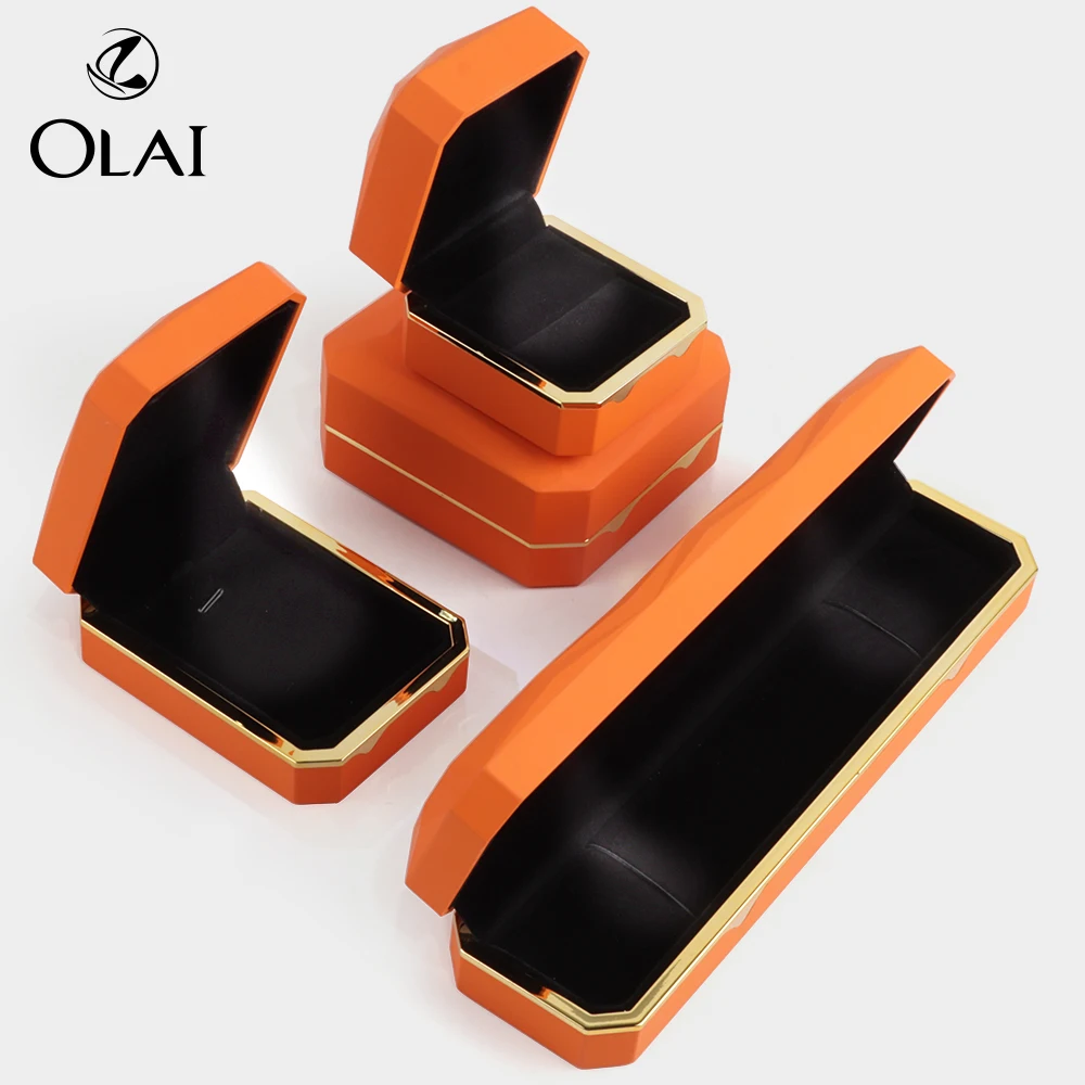 Olai Luxury Orange Lacquer Painting Ring Earring Pendant Chain Bracelet Bangle Jewelry Gift Box Packaging Boxes Set With LED