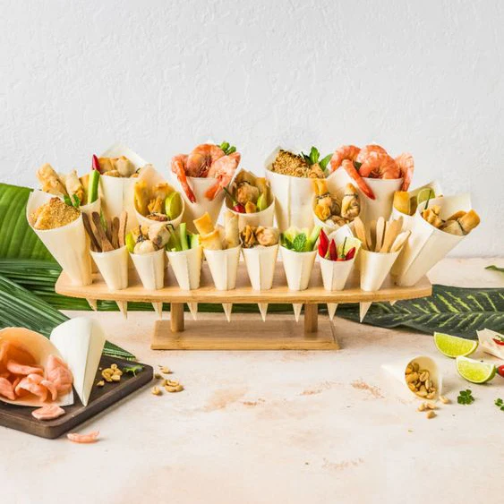 Shende China Supplier Eco-friendly Wood Disposable 7inch 9.5inch Wooden Cone For Food Containers