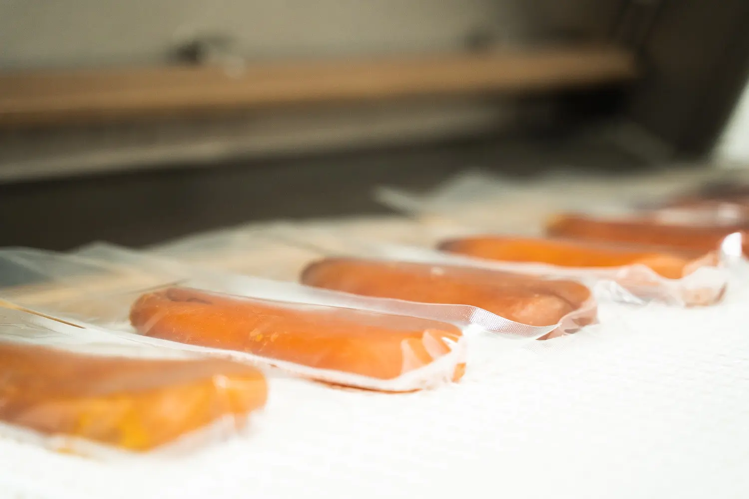 Classic Italian Bottarga - Time-Honored Traditional Whole Mullet Roe, 100-130g | Culinary Heritage Spanning Centuries