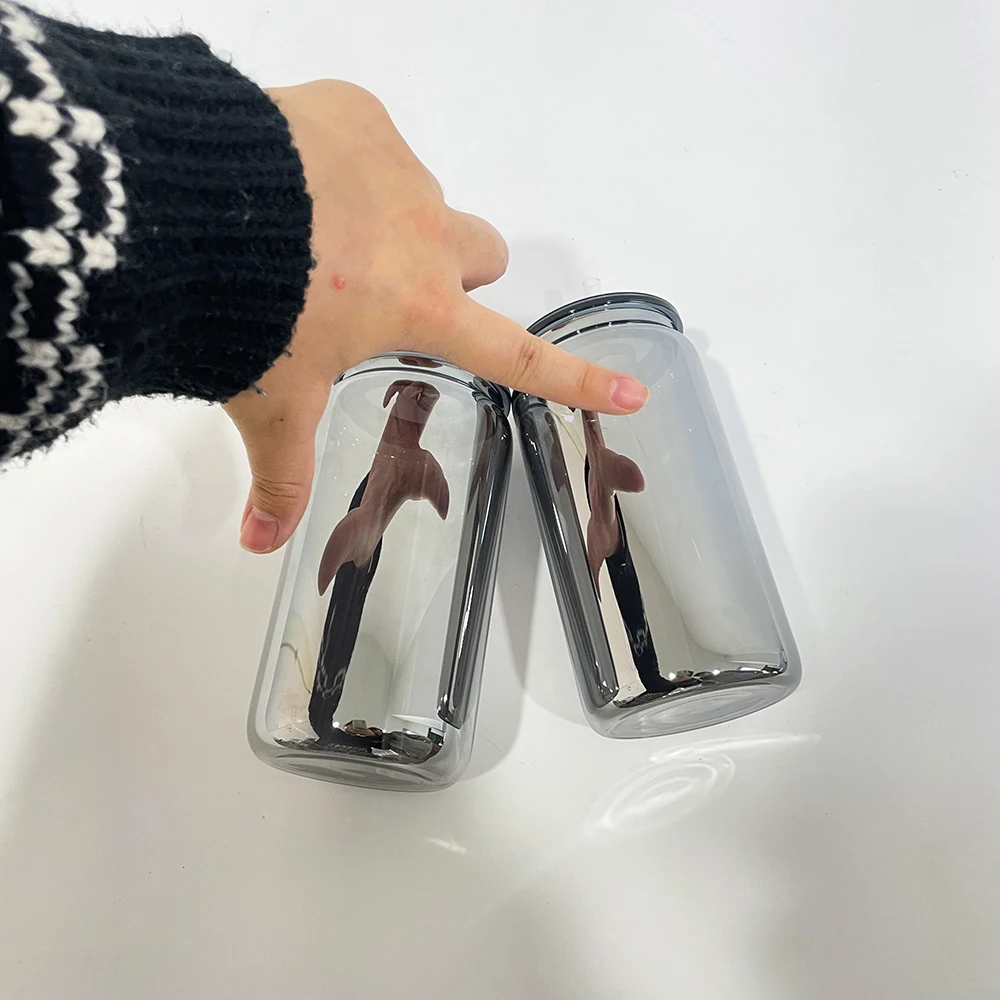 wholesale bulk 16oz metal mirror black plated drinking glass with colorful plastic lids borosilicate cold drink beer glasses