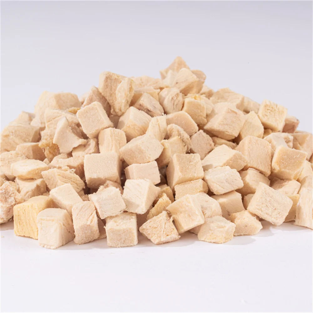 Top Selling Pet Food Freeze-dried Chicken Cubes pet Snacks Freeze Drying Chicken Meat Small Animal Snack
