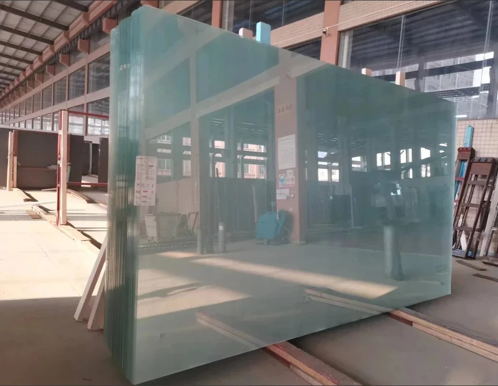 China Factory 2mm 3mm 4mm 5mm 6mm 8mm 10mm 12mm 15mm 19mm Thick Clear Float Glass