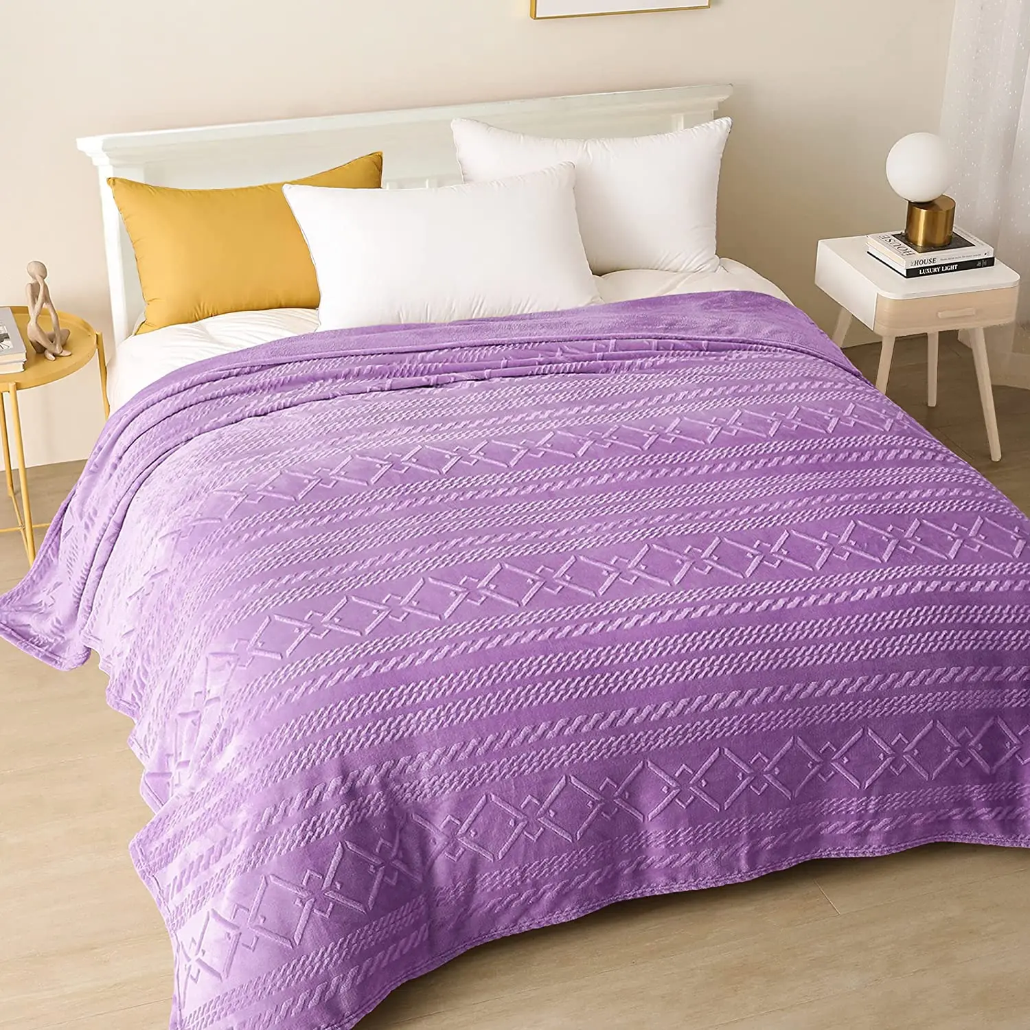 Manufacturers China Geometric Pattern Blanket Double Bed Warming Winter Comforter Blankets