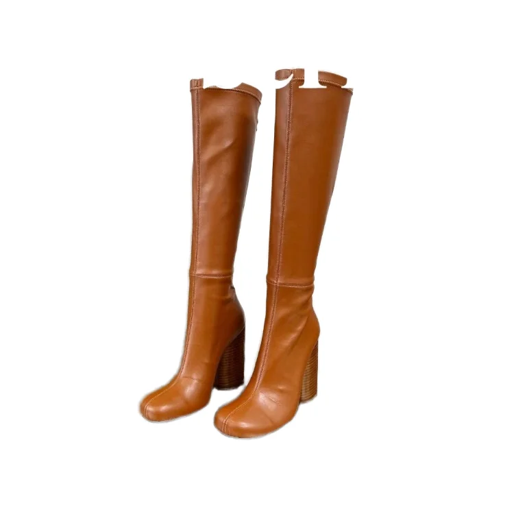 Женская обувь из натуральной кожи