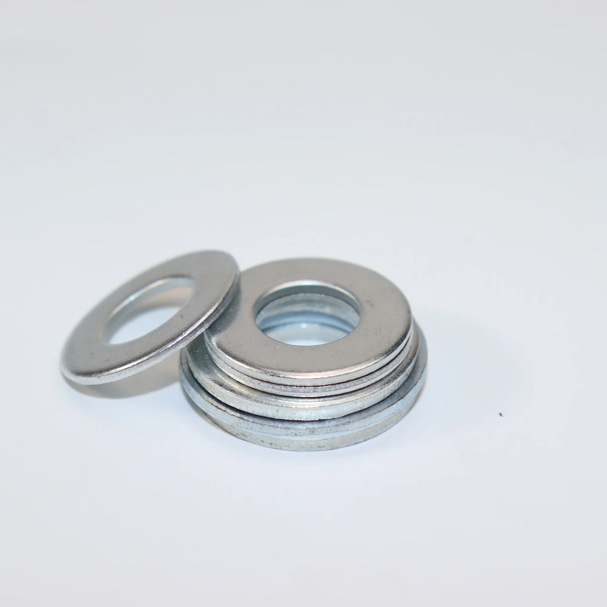 Hot Sale General Industry Custom Size DIN125 carbon steel Zinc Plated flat washer