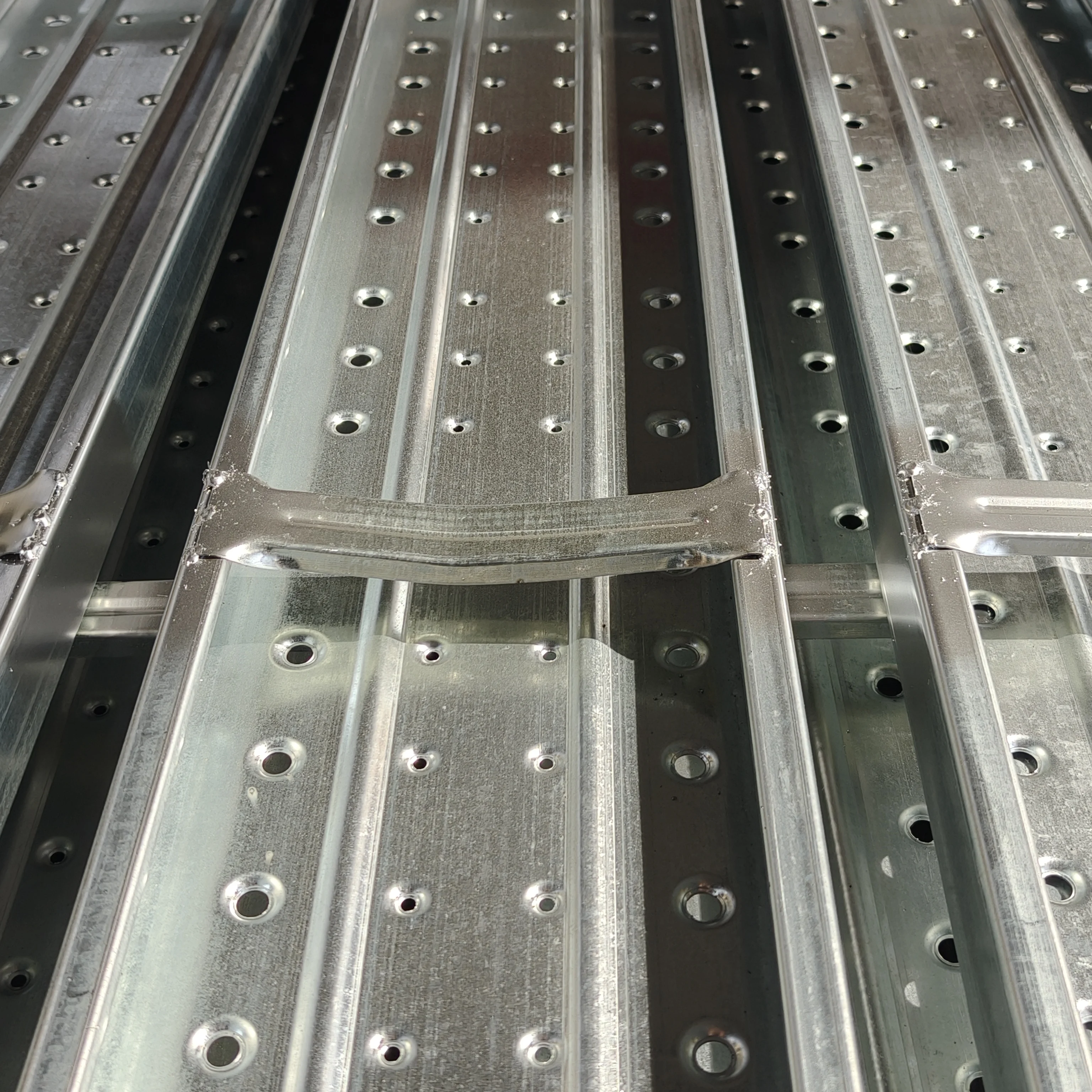 HeiBei Galvanized Steel Decking for Scaffolding Bridge Building Walk Board Plank