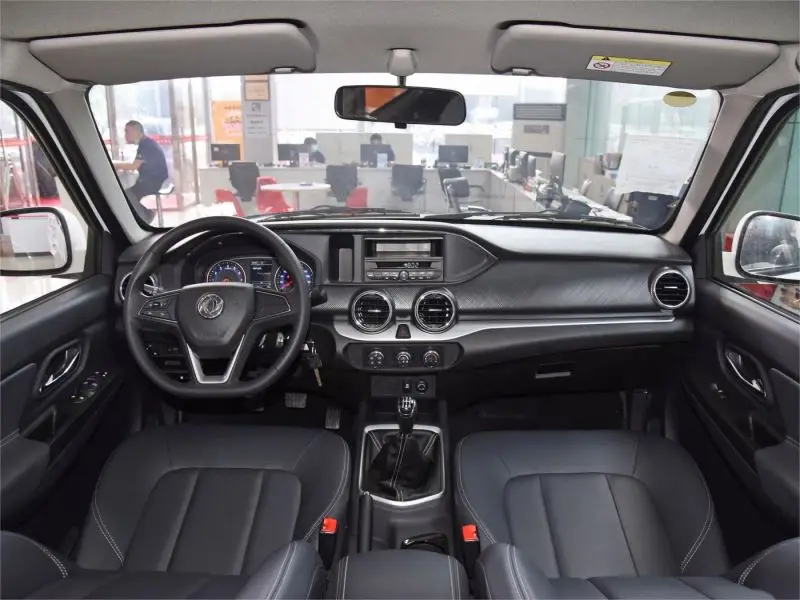 Dongfeng Nissan Ruifqi 2021 2.4L Gasoline Two-drive Entrepreneurial Version of the Base Car 2TZD for Dongfeng Pickup