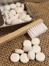 spearmint flavor sensitive toothpaste bites for kids and adults