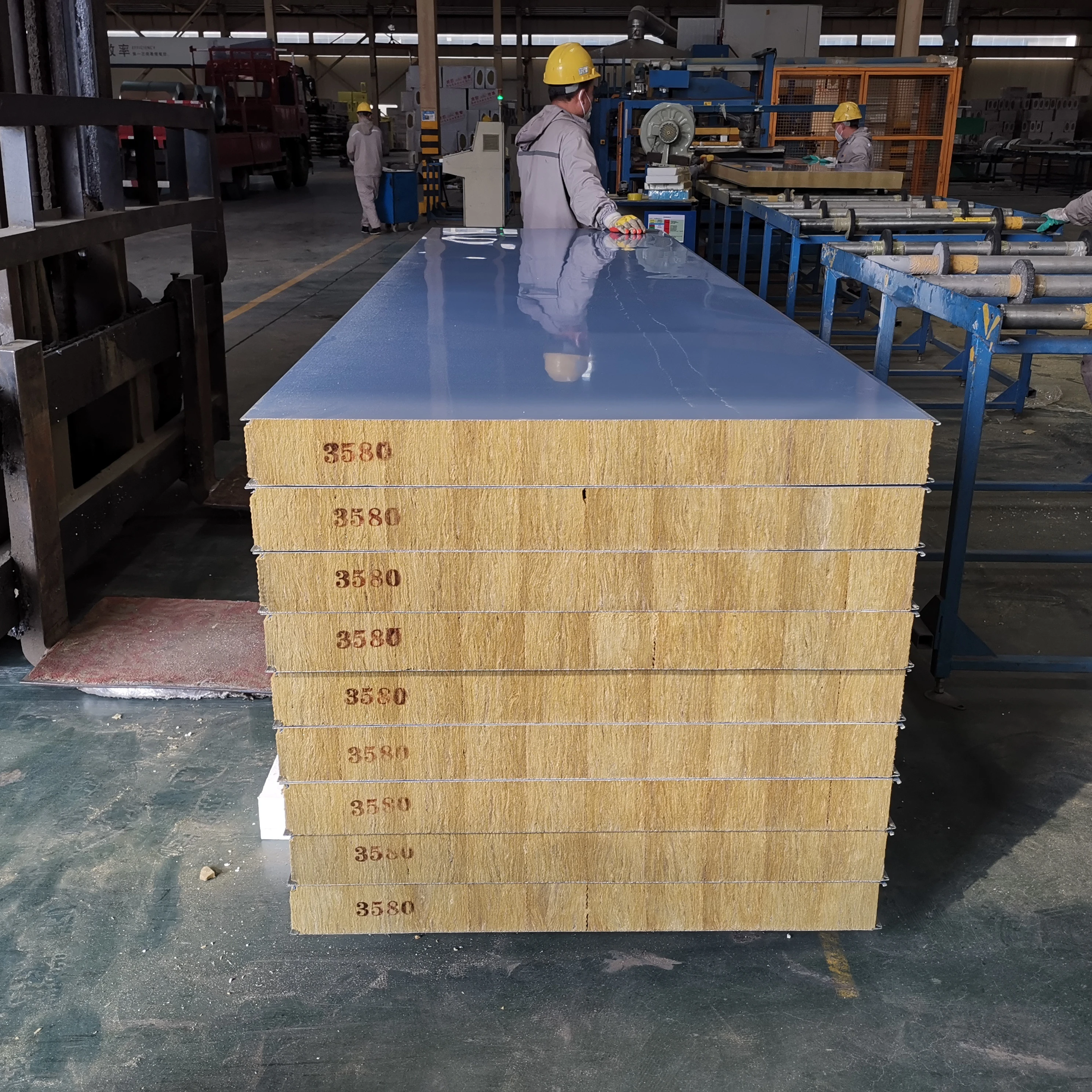 Fireproof rock wool sandwich panel for oven workshop