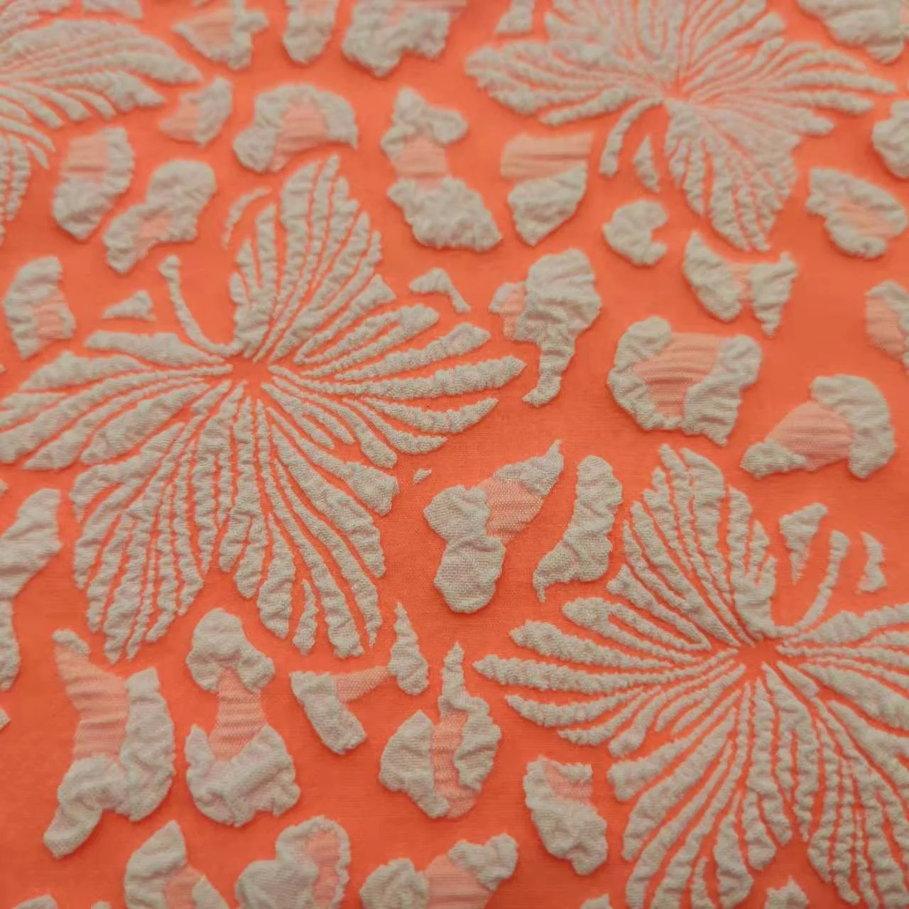 32% нейлон 59% полиэстер 9% спандекс мягкая жаккардовая