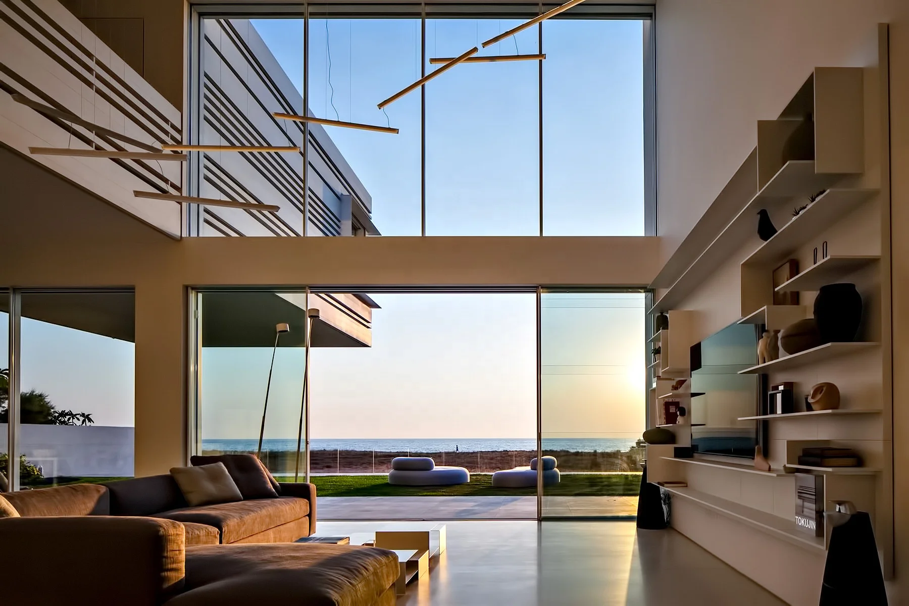 Luxury Prefab Villa Fast Construction Light Steel Structure Villa Prefabricated Luxury House Villa