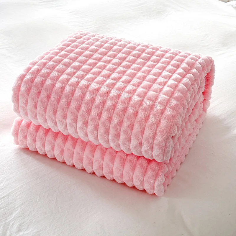 2024 New Thickened Wide Drawn Blanket Cut Floral Faux Rabbit Fur Throw Blanket Milk Flannel Cover Blanket Wholesale