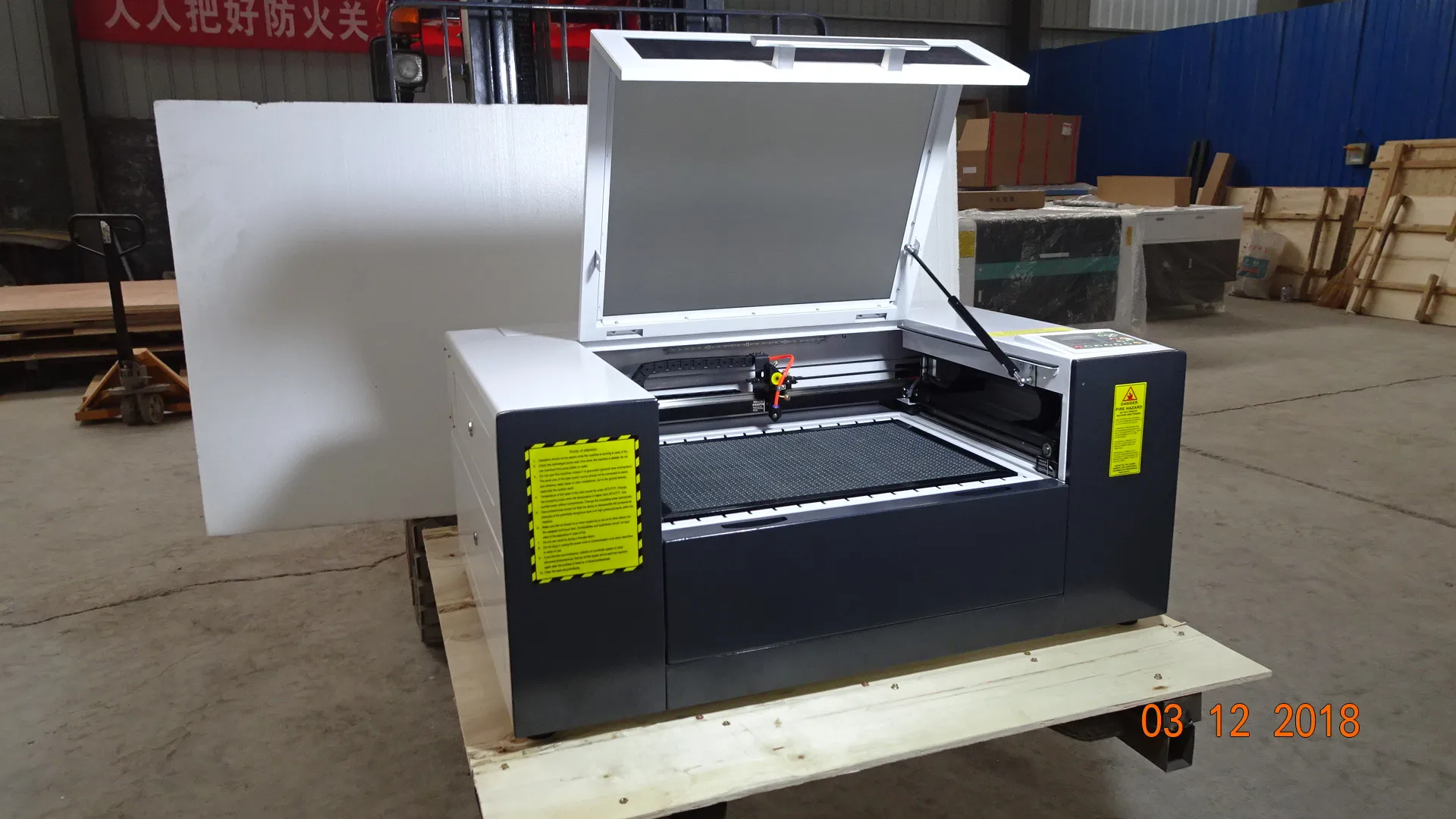Easy-to-Use CO2 Laser Cutter Machine with Factory Price for Non-Metal Acrylic and Metal Cutting Features Reliable Laser Tube