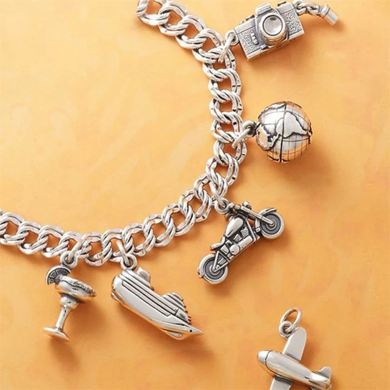 World Map Necklace With Earth Travel Pendant Custom Ancient Silver Chain Designer Charms Bracelet Motorcycle Charm Wholesale