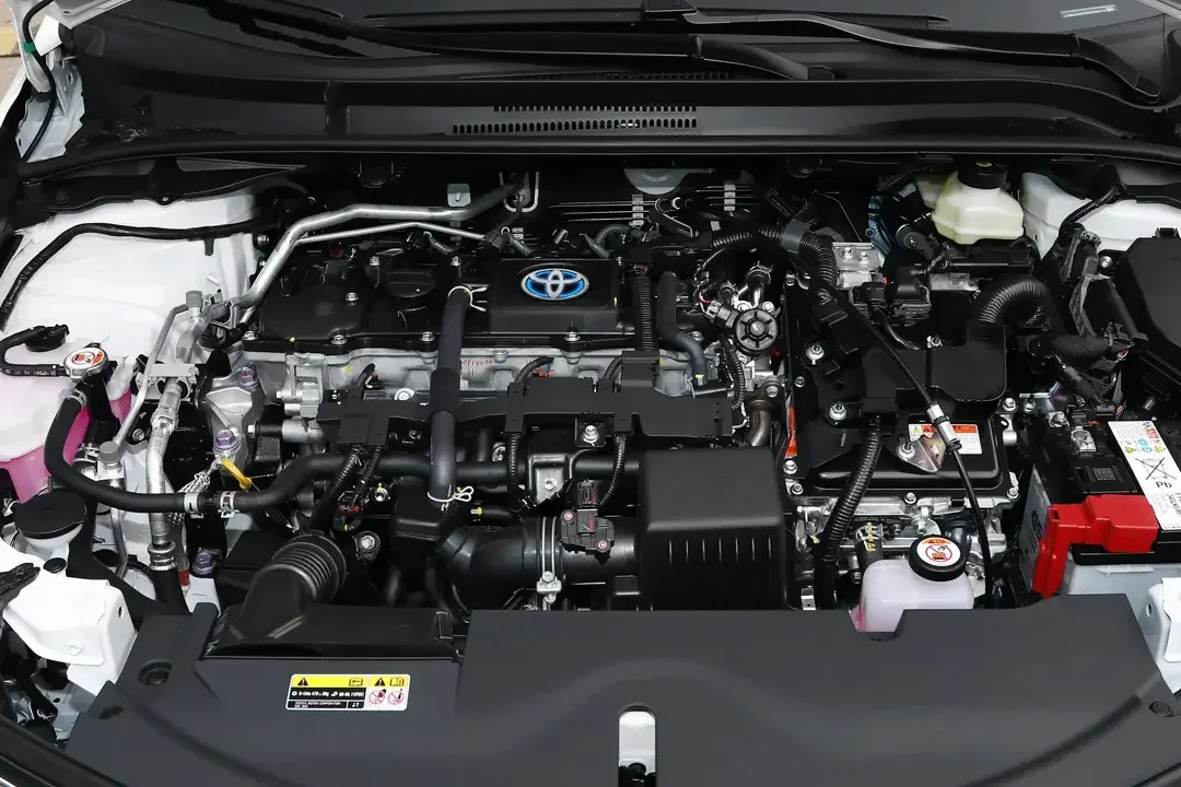 2024 Toyota for Corolla Used Cars with 1.8L Hybrid and 1.8T hybrid Automatic Gear Box Left Steering Bus Ty