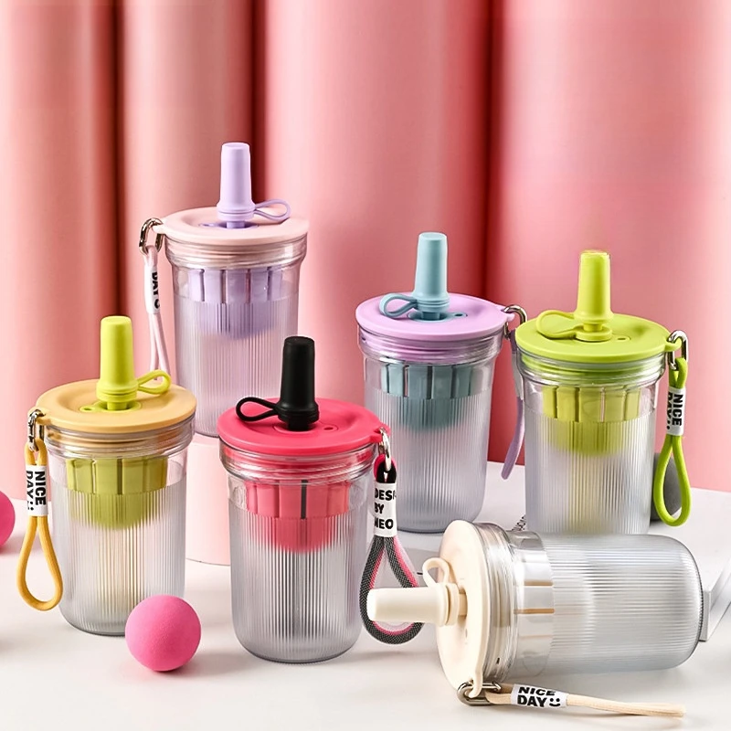 V94 Ice Coffee Plastic Water Bottle With Rope Summer Fruit Infuser Tea Cup Portable Outdoor Drinking Bottle With Straw