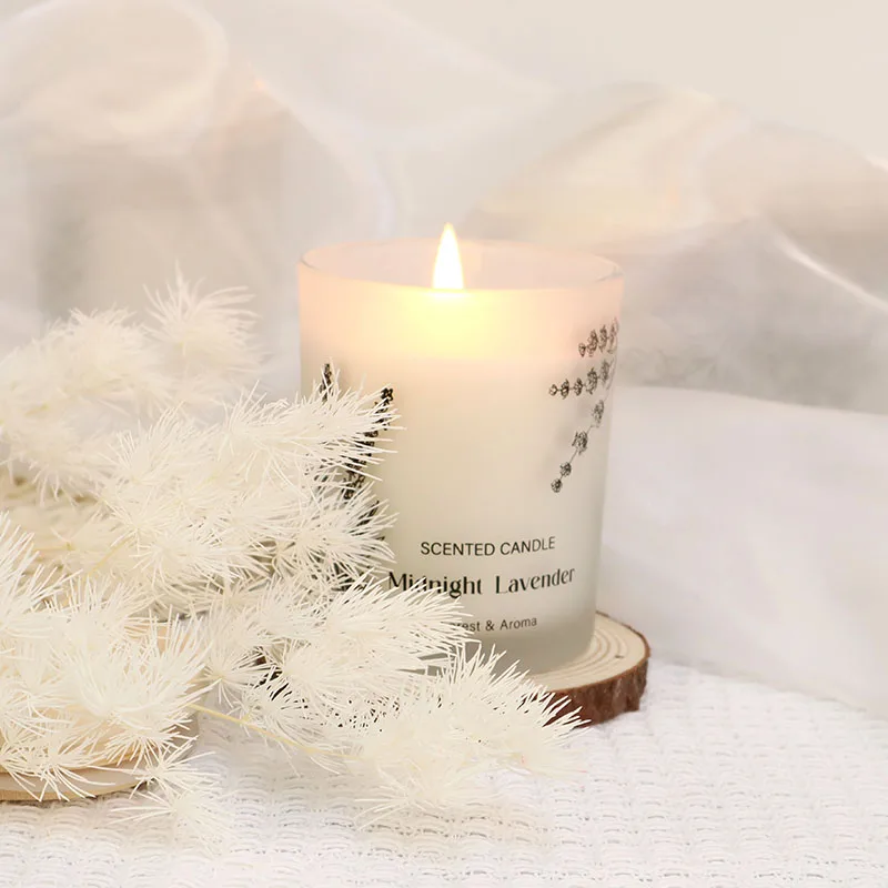 New Design Fresh And Natural Woody Fragrance 150g Frosted Glass Jar Bottle Scented Candle