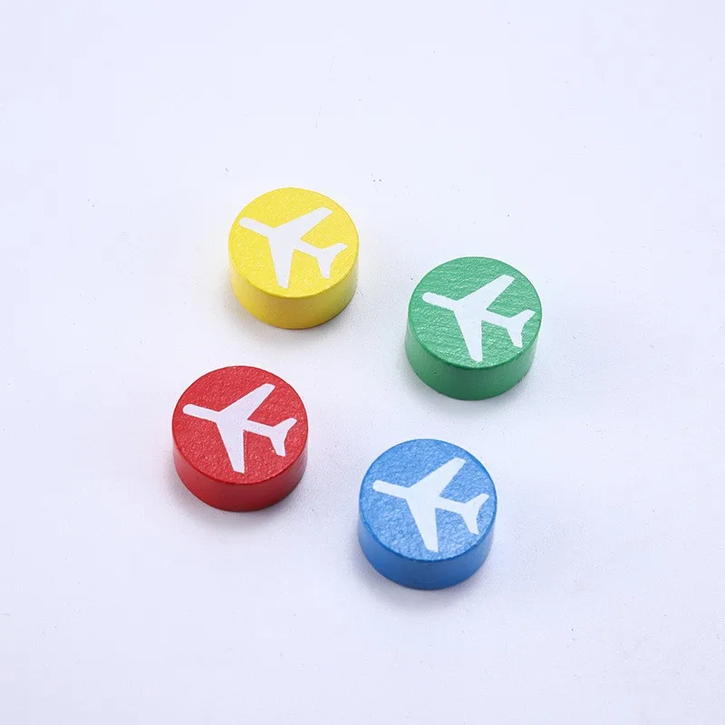 custom colored  Environmental friendly wooden Humanoid chess flight pawns dice board games for children