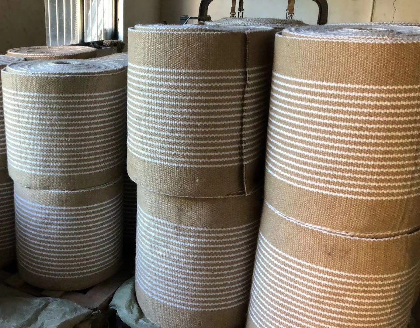 60 см ширина очень толстая ткань для дрессировки собак гессиан джутовая ткань с белыми полосами