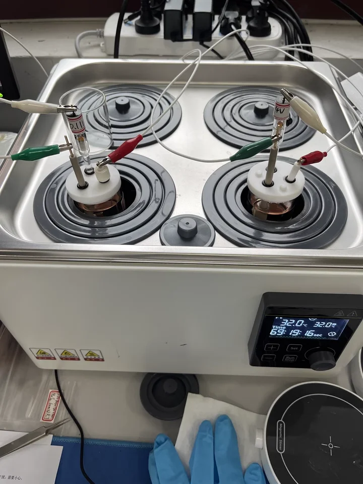 Medical Water Bath Digital Thermostatic Water Bath Shaker Heating Mantle for Laboratory Testing