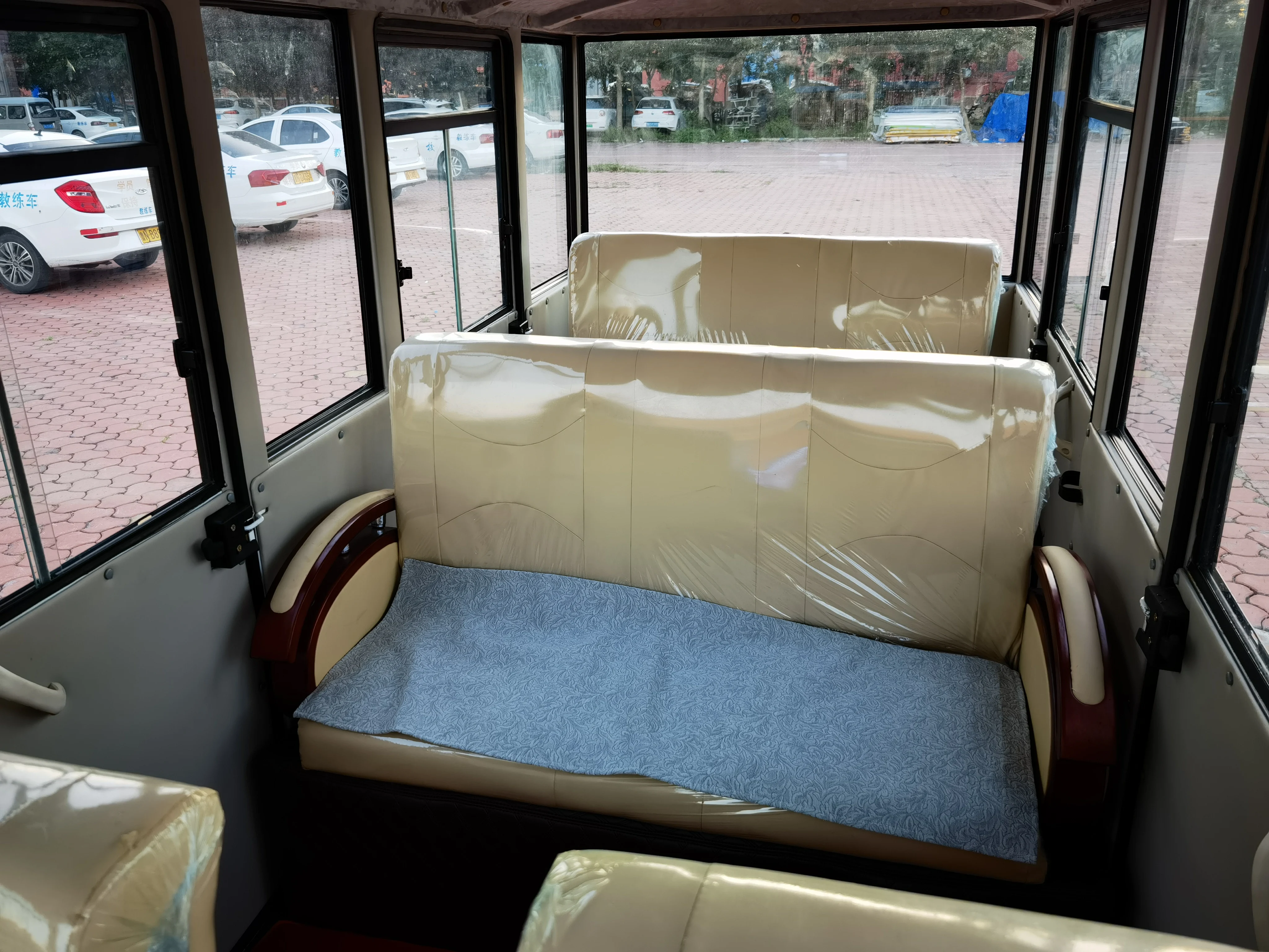 TONGCAI China 2024 wholesale luxury Electric Energy 86/36-68 Seats 3 Wheel Motorcycle tourist 12m half-open double-decker bus