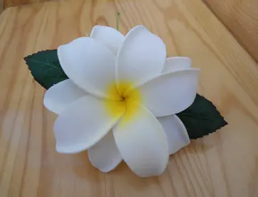 Декоративная заколка для волос 8