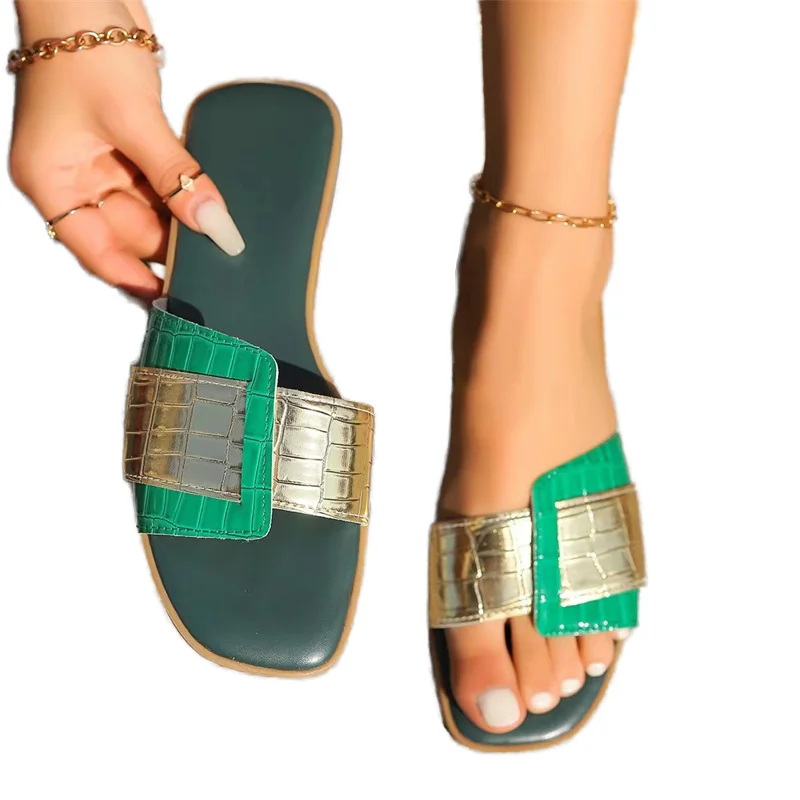 Женские летние тапочки на плоской подошве