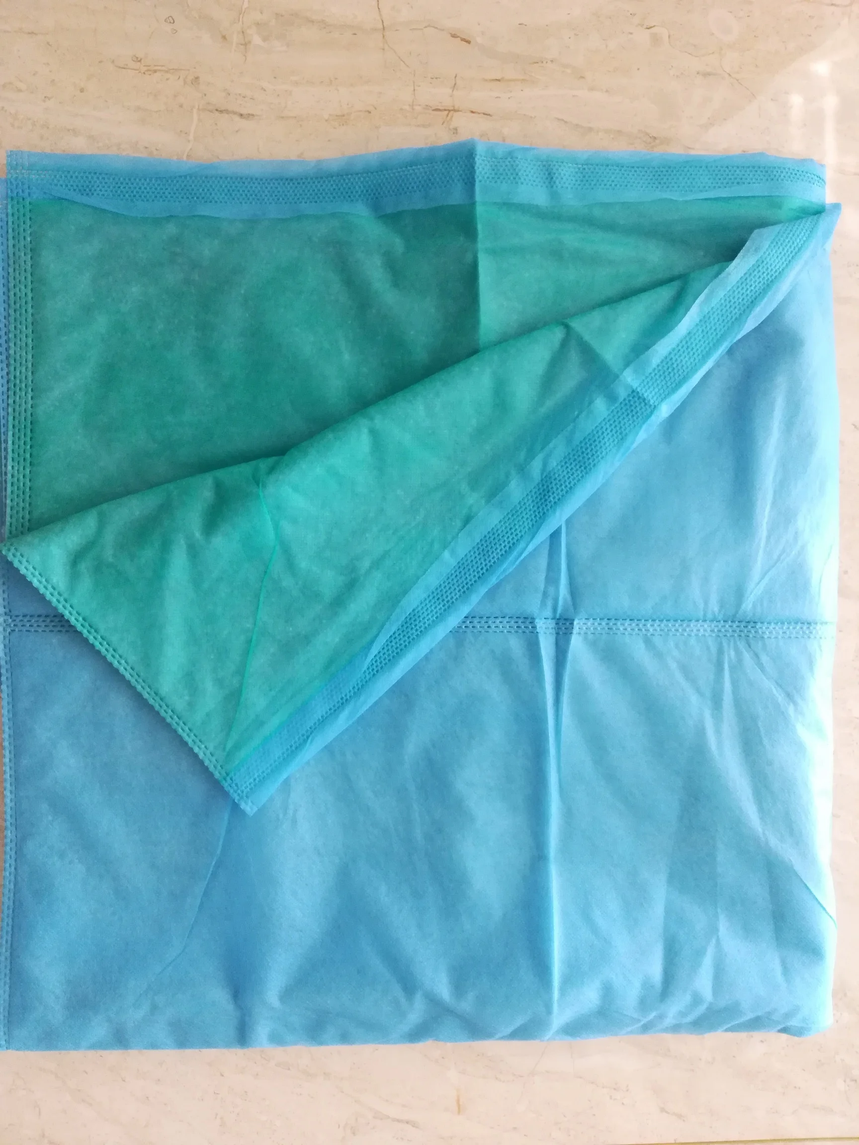 110*190cm Hospital Warming Blanket Hygiene Nonwoven Blanket Disposable Blanket