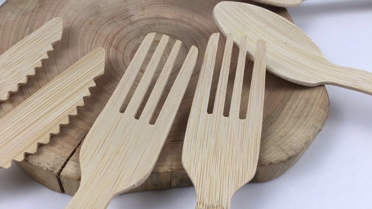 Amazon high quality 100pcs luxury biodegradable compostable bamboo cutlery fork spoon knife set for party