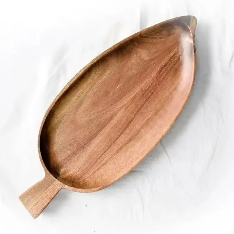 Wholesale Customizable Leaf Walnut Pizza Pan Primary Color Simple Service Plate Cheese Board With Handle