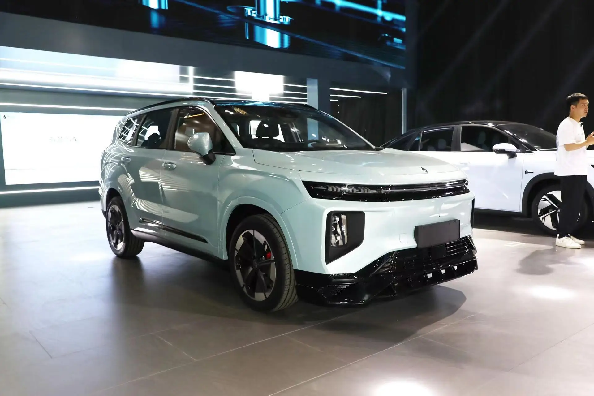 Geely ruilan 9 среднего размера дизайн интерьера 0 5 часов функция быстрой зарядки cltc 380 Км Новый Электрический морской внедорожник