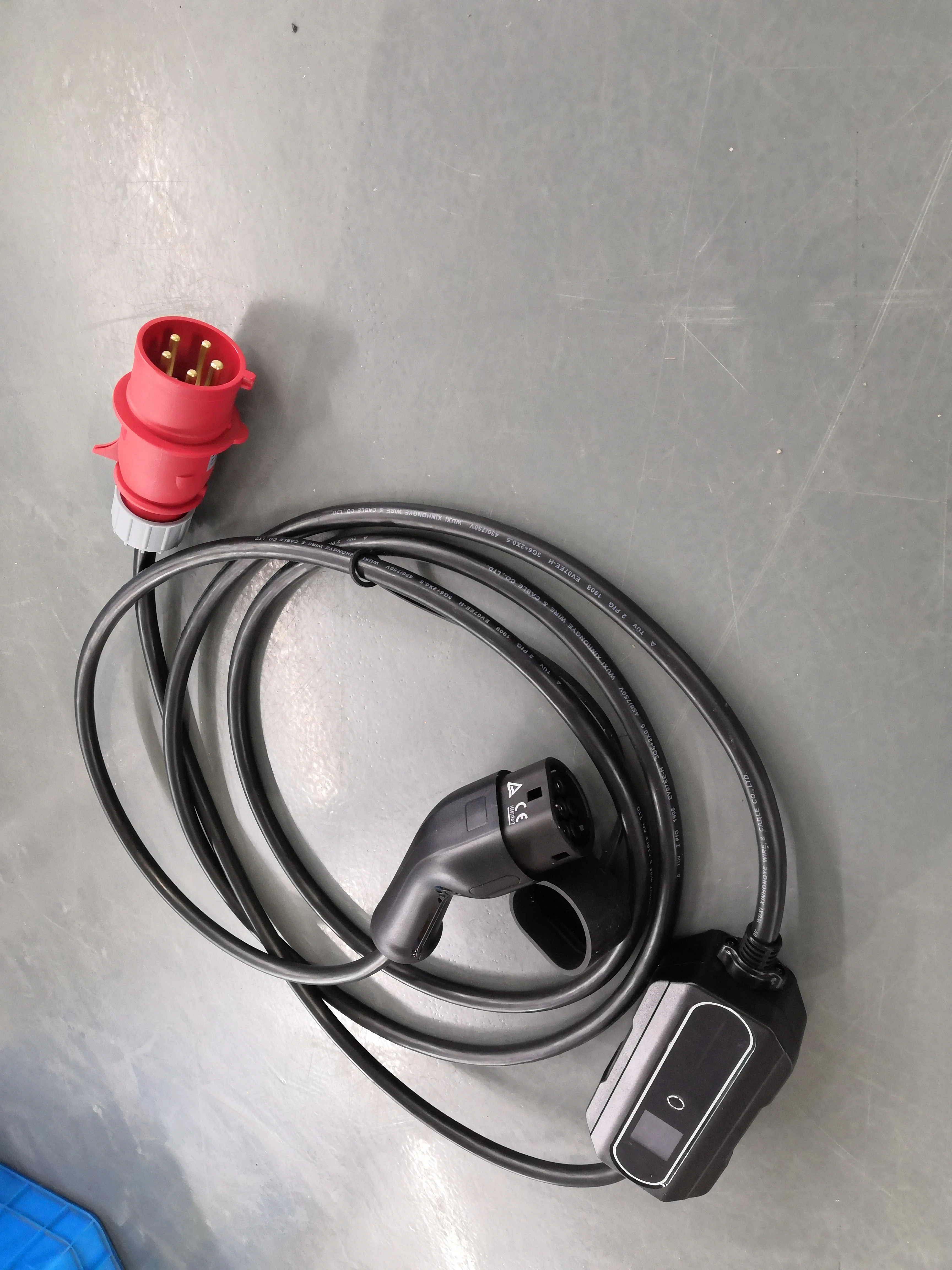 16A 32A Mode Level 2 AC Ev Charger 7KW 11KW EVSE Portable Ev Charger Electric Vehicle Car Charger Type 2 IEC62196 Type 1 J1772